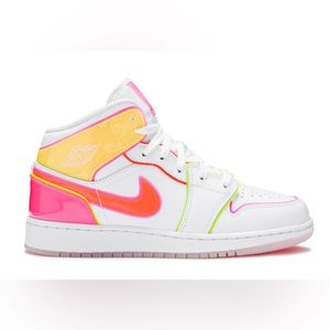 Air Jordan 1 Mid SE GS ‘EDGE GLOW’ BRAND NEW in box! US Size 6.5 Youth